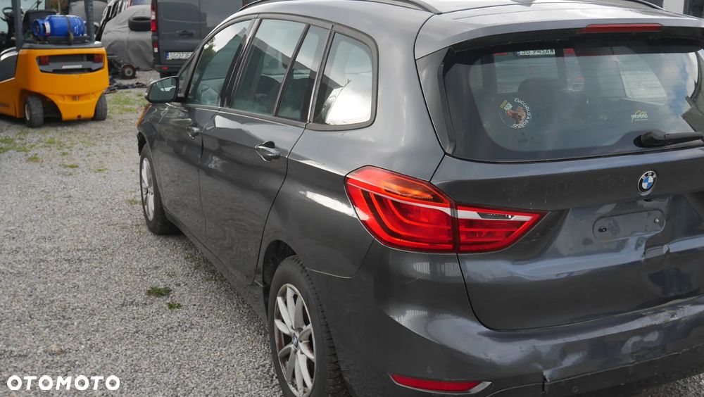 BMW Seria 2 218d GT - 18
