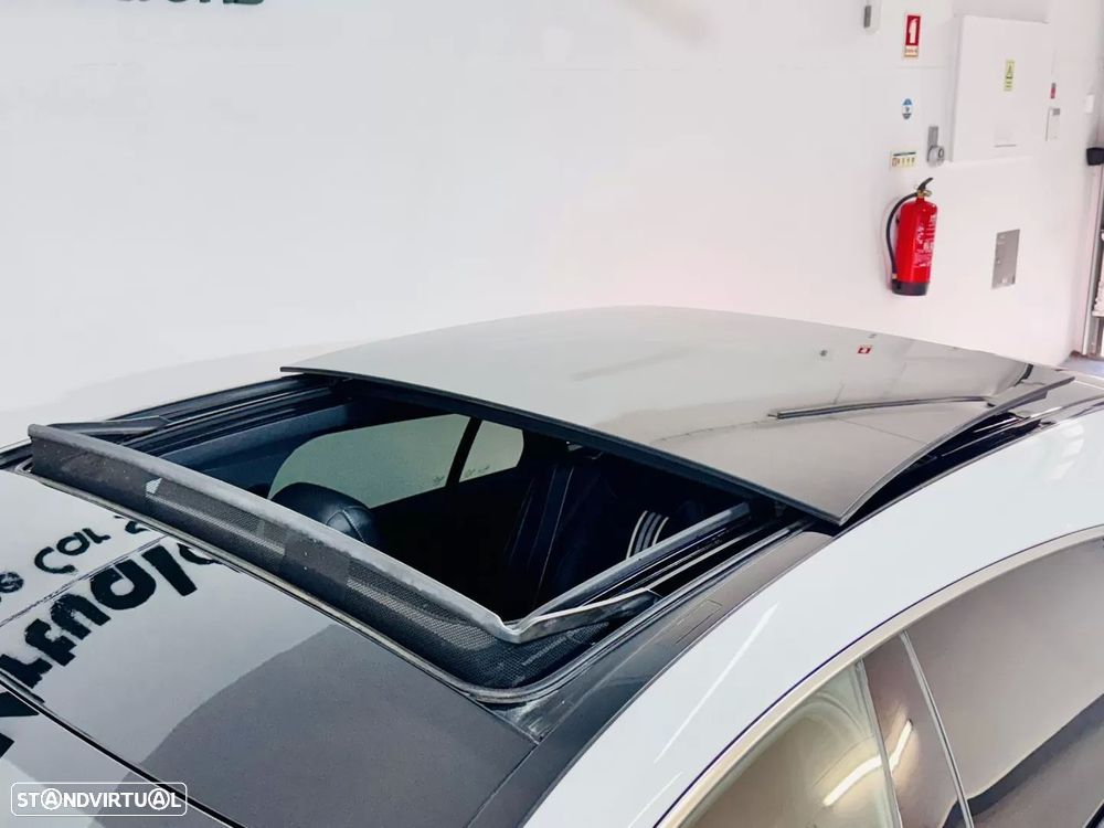 Mercedes-Benz CLA 180 d Shooting Brake AMG Line - 20