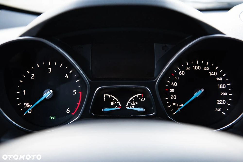 Ford Kuga 2.0 TDCi AWD Titanium - 10