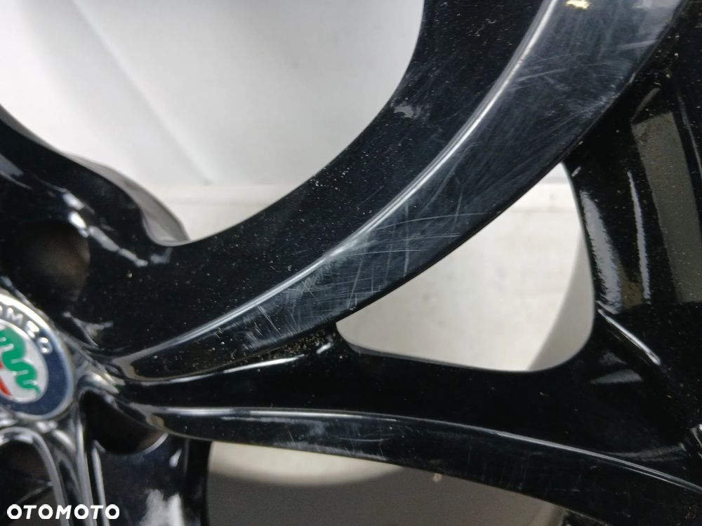 Felga Alfa Romeo Giulia KBA53037 8.5Jx19H2 ET30 - 3