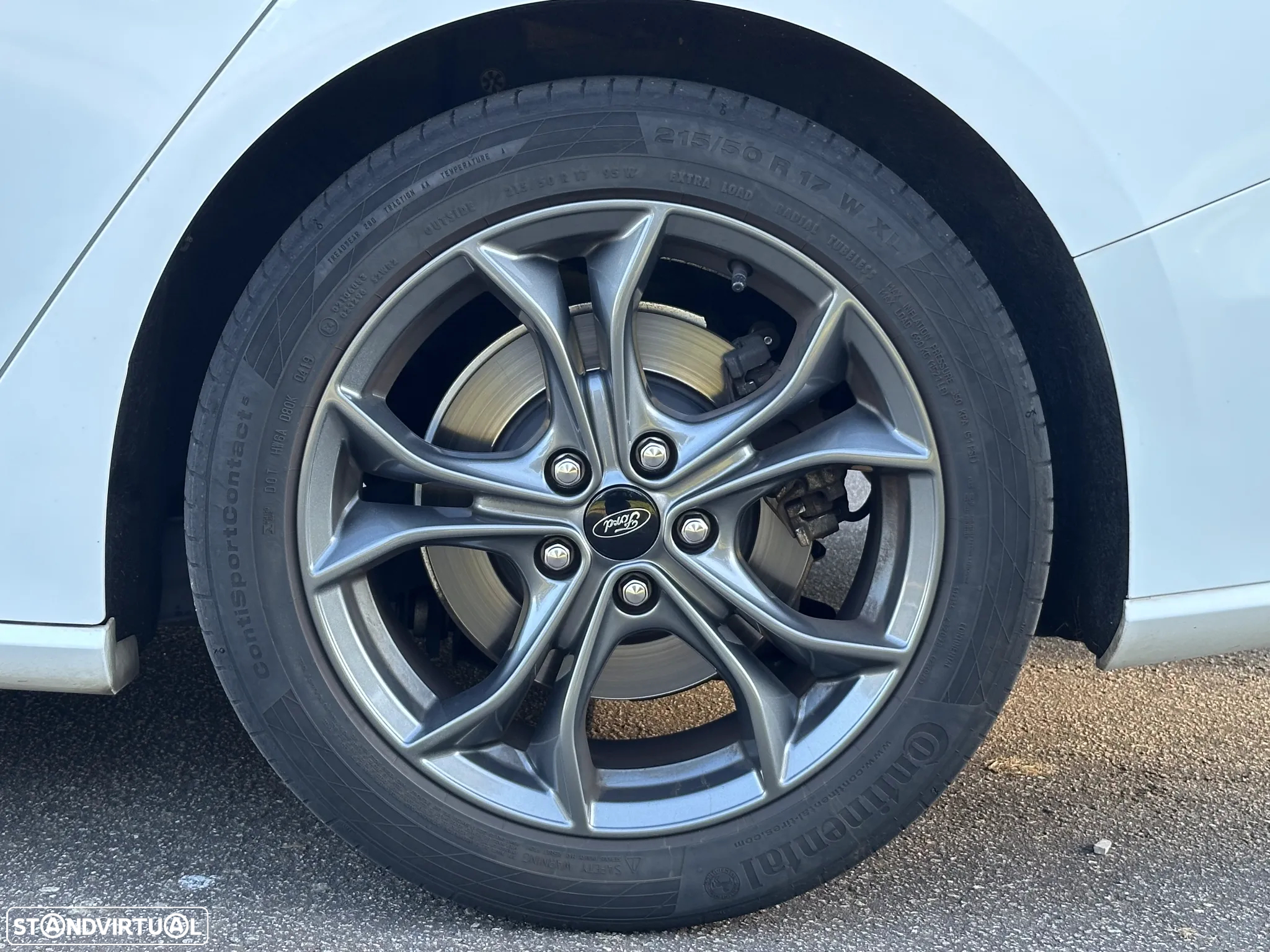 Ford Focus 1.0 EcoBoost ST-Line - 31