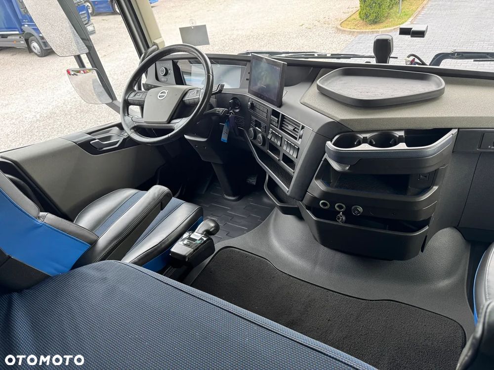 Volvo FH 500 XXL / EURO 6 * BEZ I-SAVE / ACC  / DWA ŁÓŻKA / KLIMA POSTOJOWA / NAVIGACJA / Z NIEMIEC - 28