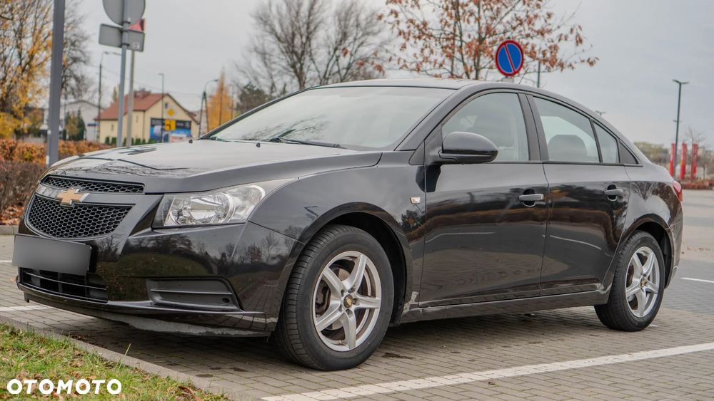 Chevrolet Cruze 1.6 LS - 8
