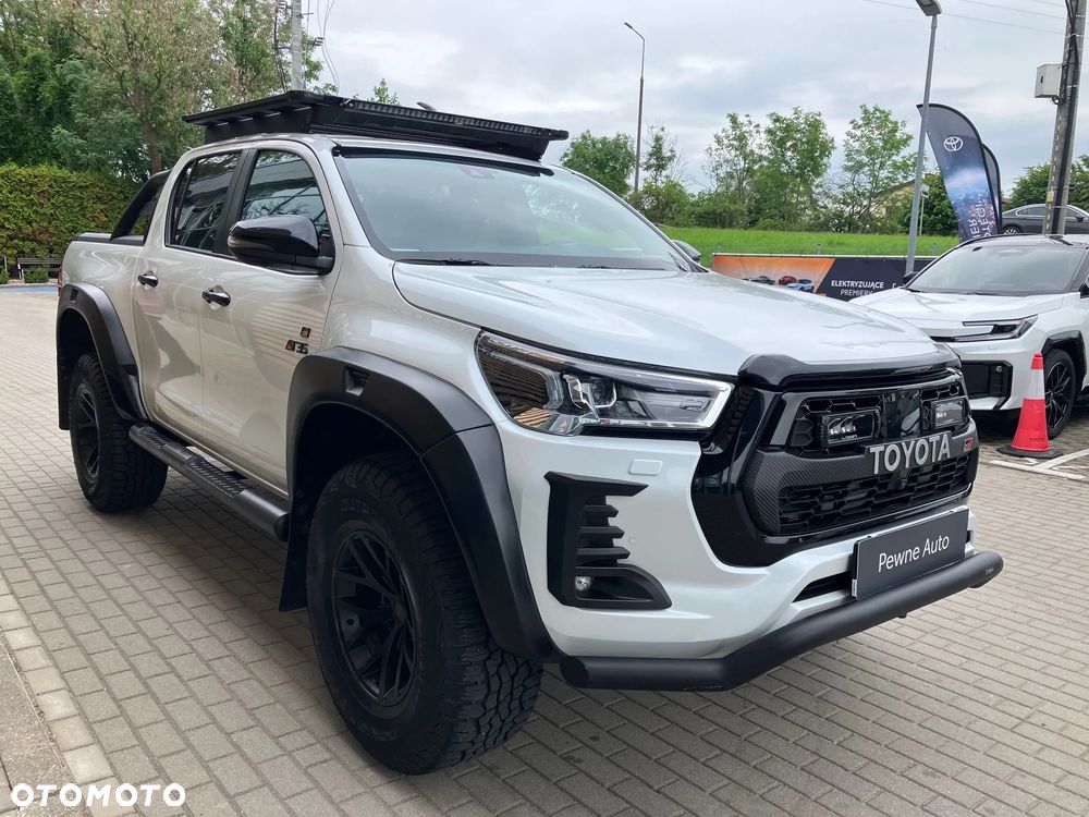 Toyota Hilux 2.8 D-4D Double Cab GR Sport 4x4 - 11