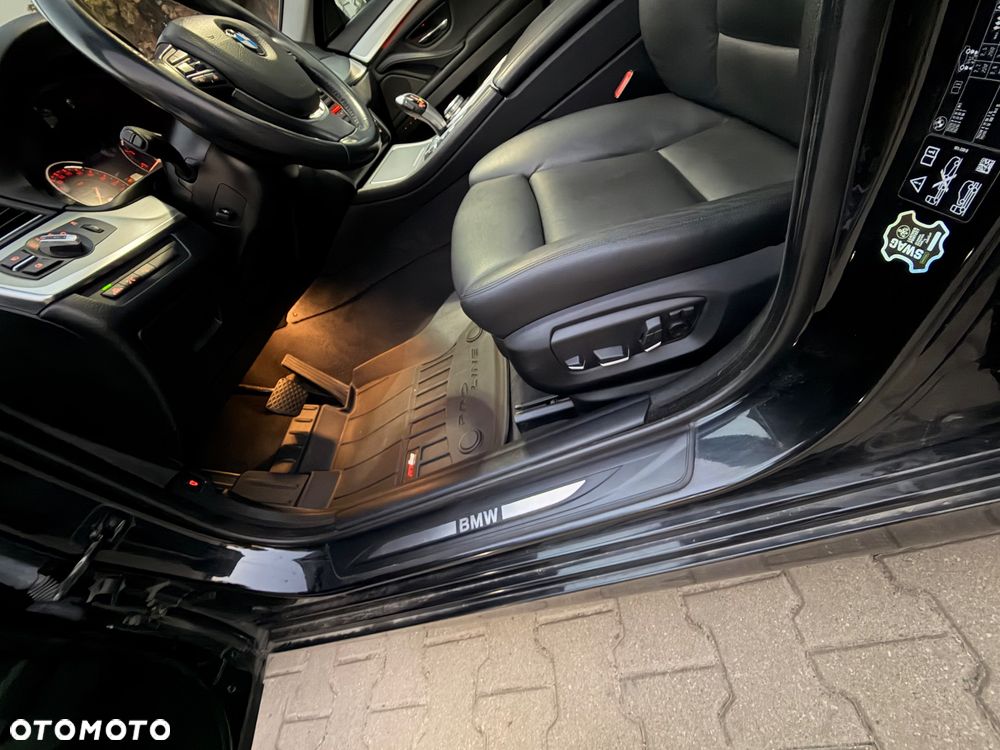 BMW Seria 5 530d xDrive Luxury Line - 22