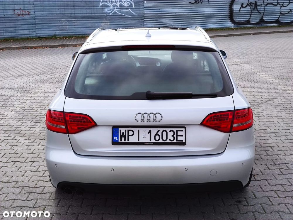Audi A4 Avant 2.0 TDI - 13