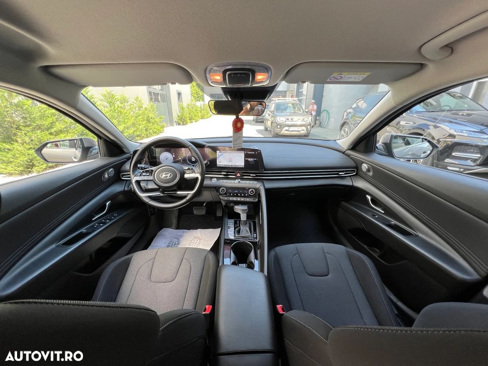 Hyundai Elantra 1.6 l 123 CP CVT Highway - 5