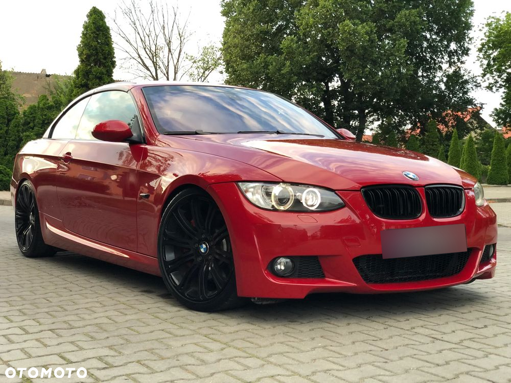 BMW Seria 3 330i Cabrio - 26