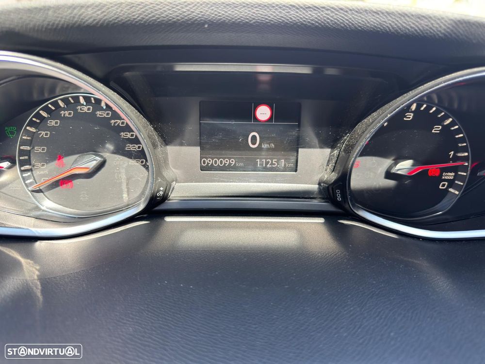 Peugeot 308 SW - 7