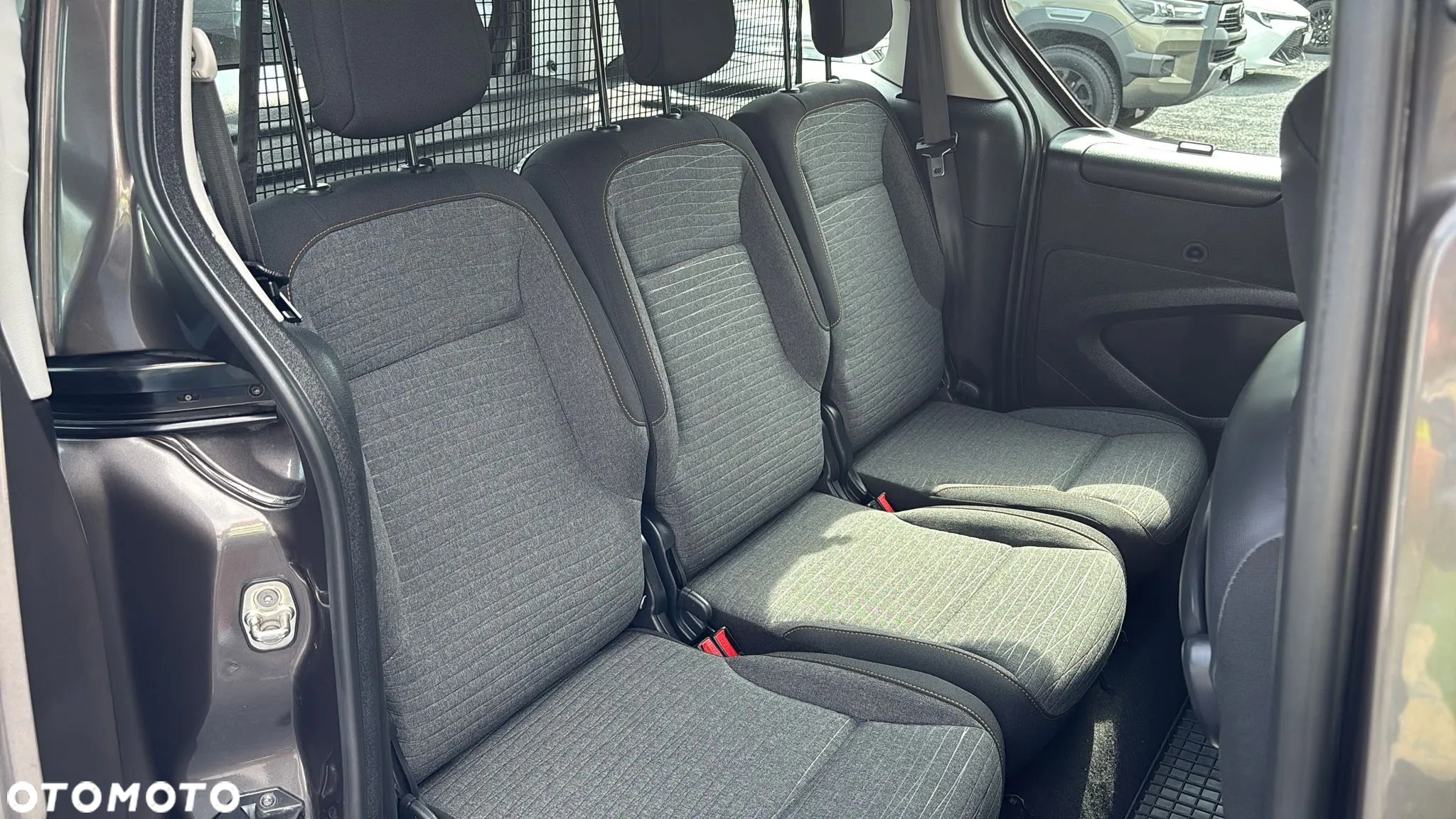 Citroën Berlingo 1.6 BlueHDi XTR S&S - 26