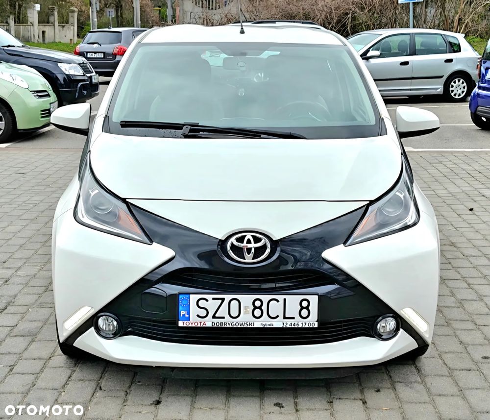 Toyota Aygo x-play touch - 33