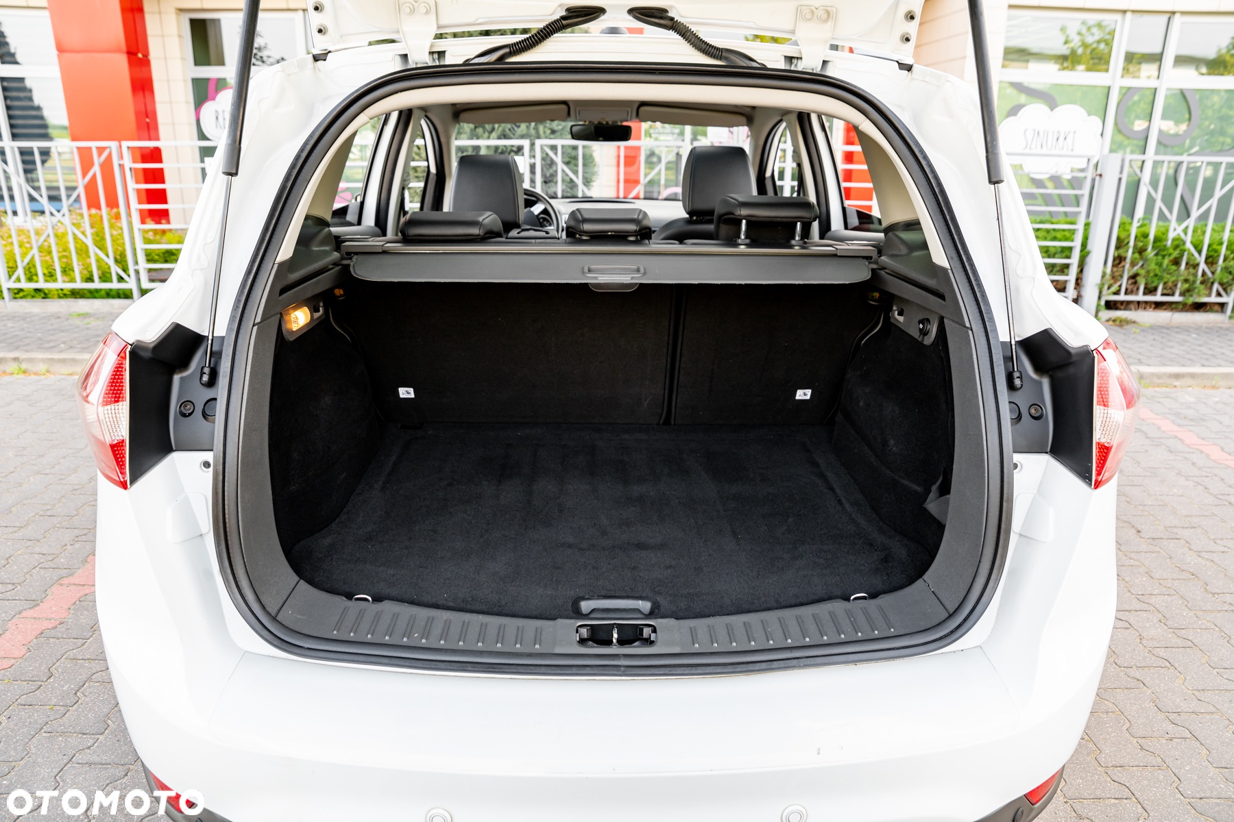 Ford Kuga 2.0 TDCi 4x4 Titanium - 20