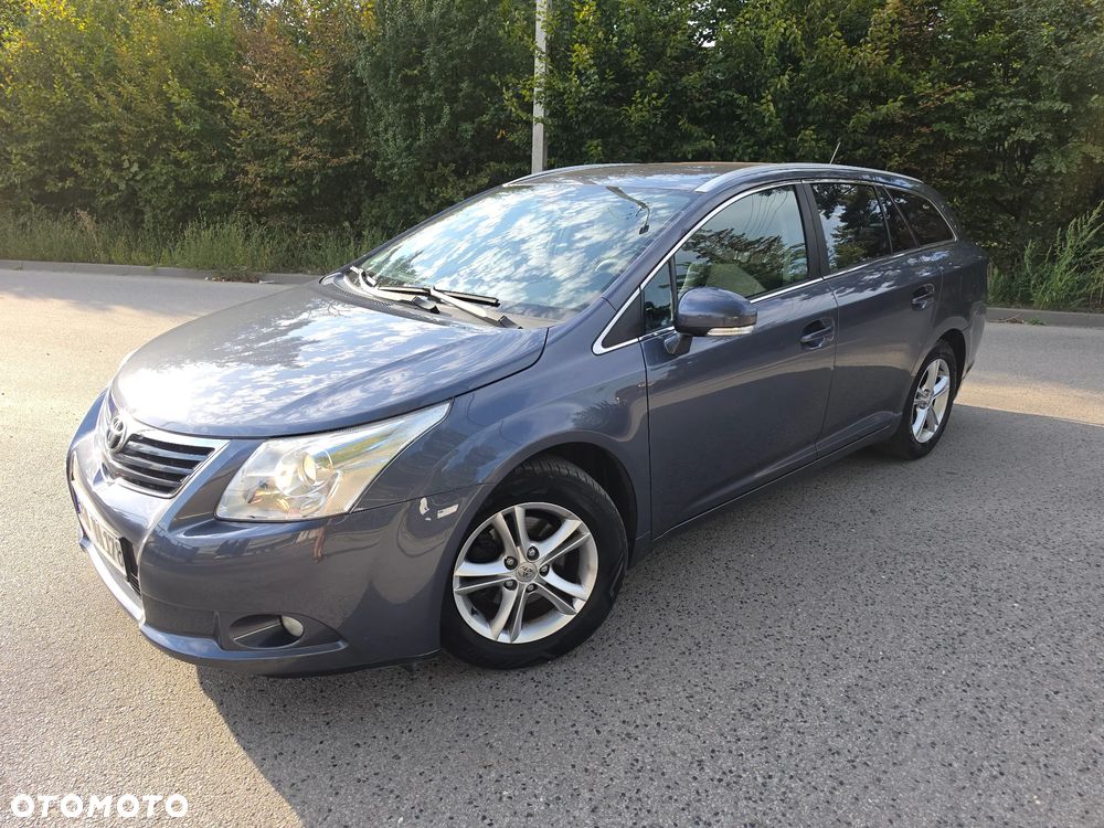 Toyota Avensis 1.8 Comfort - 18