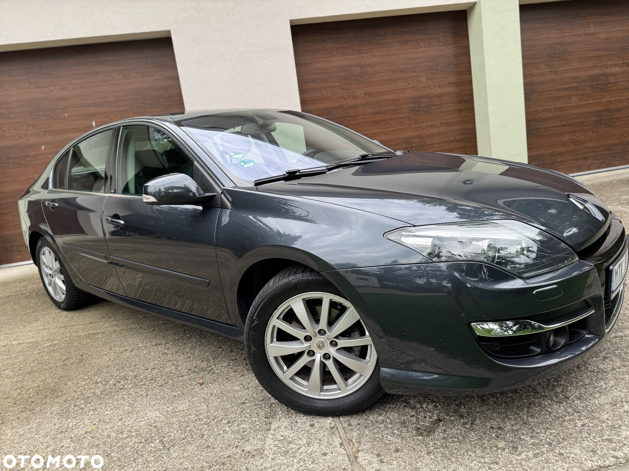 Renault Laguna dCi 180 FAP Initiale - 2