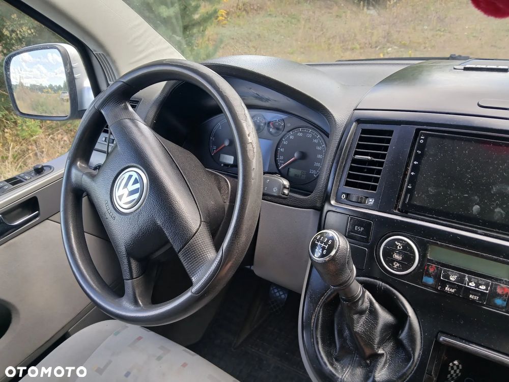 Volkswagen Multivan - 6