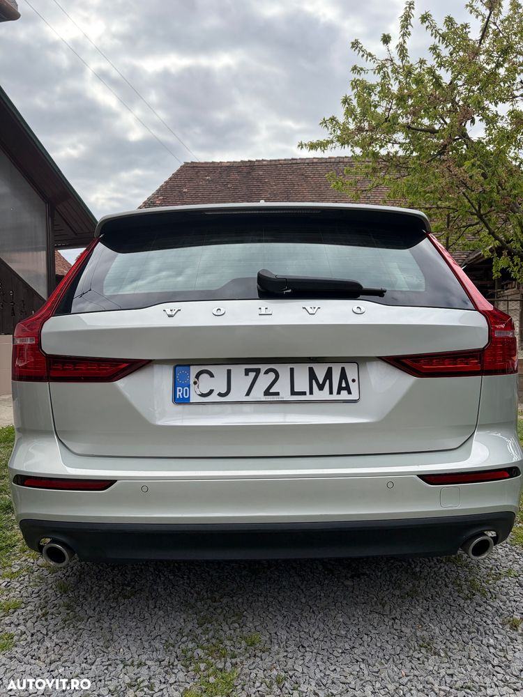 Volvo V60 D4 Geartronic Momentum Pro - 8