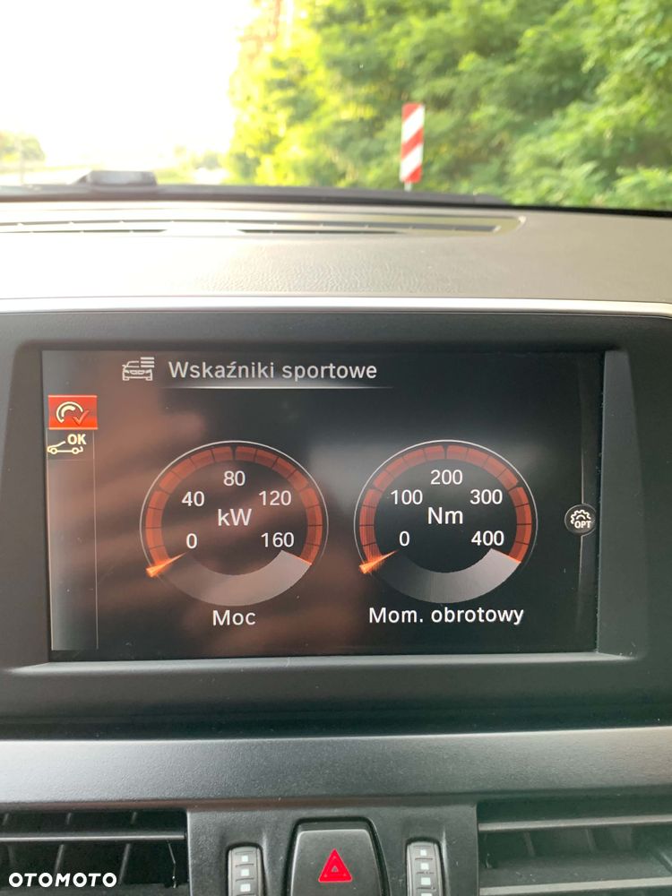 BMW Seria 2 218d - 21