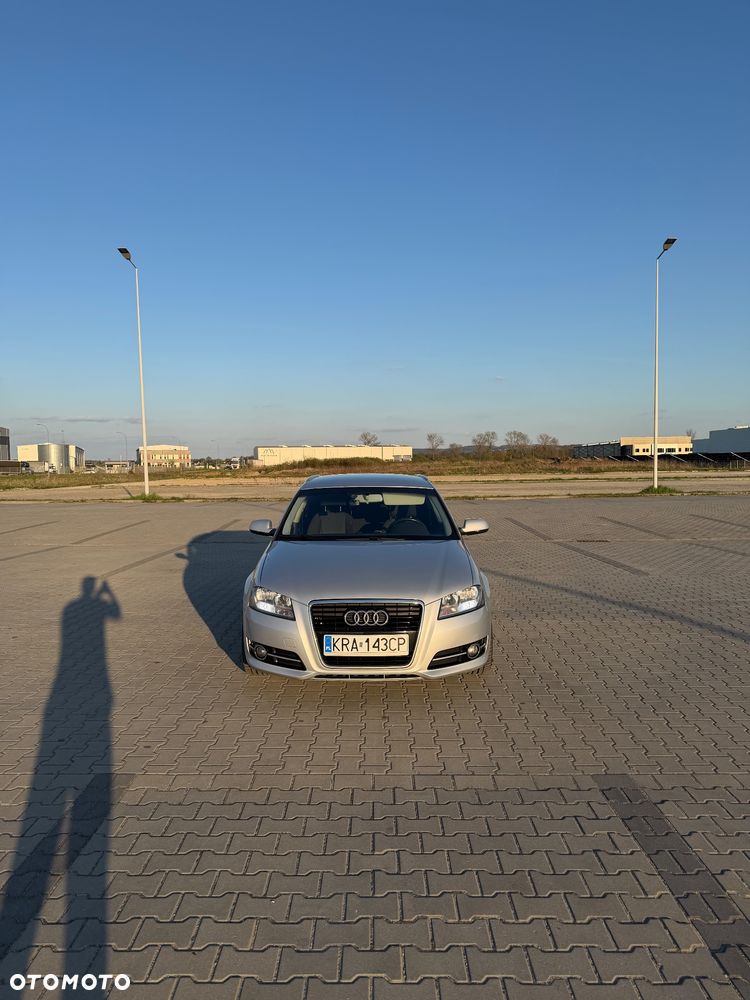 Audi A3 Sportback 2.0 TDI Ambiente - 3