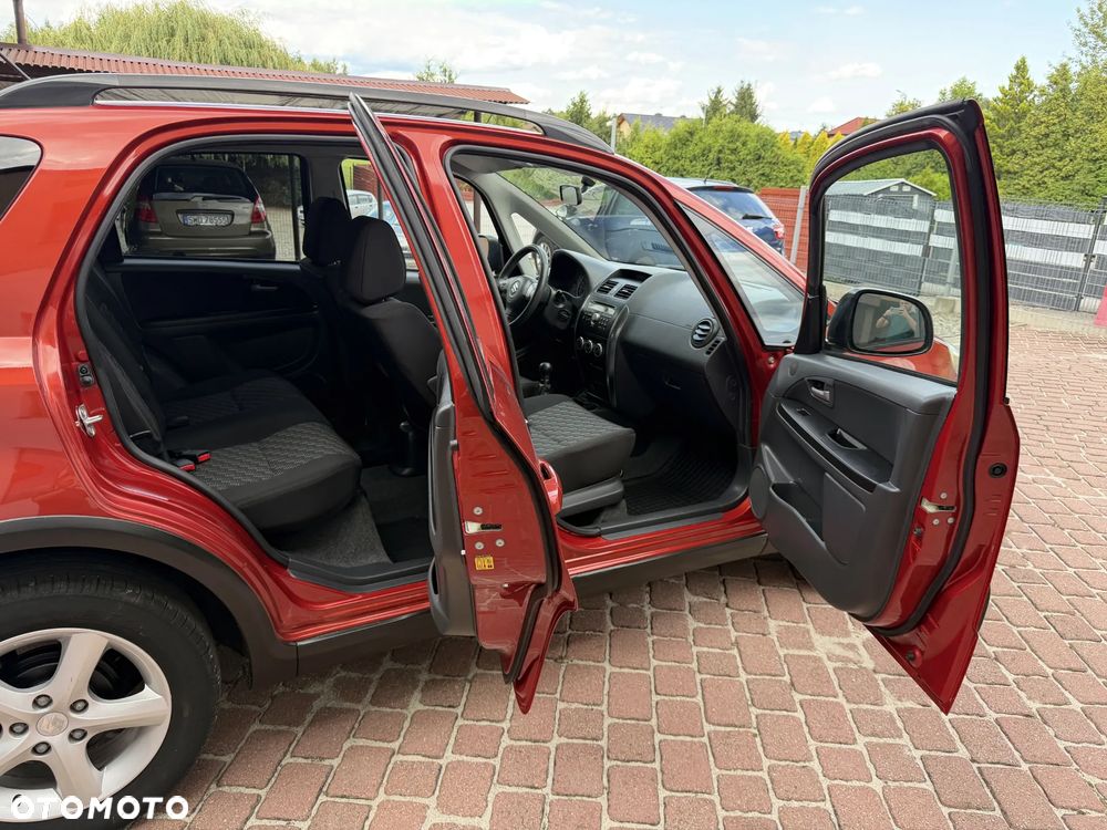 Suzuki SX4 1.6 GS / Premium - 31
