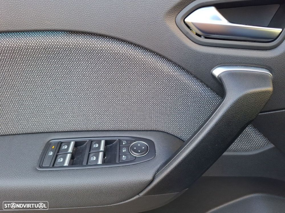 Renault Captur 1.0 TCe Techno Bi-Fuel - 19