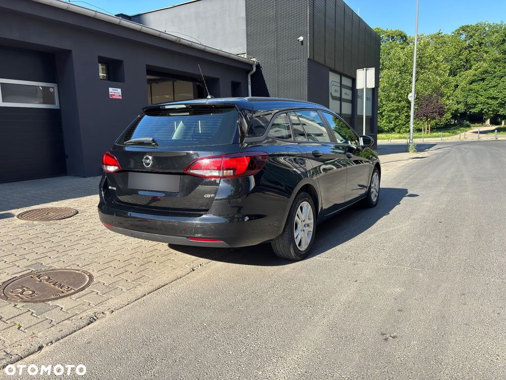 Opel Astra 1.6 CDTI Enjoy - 4