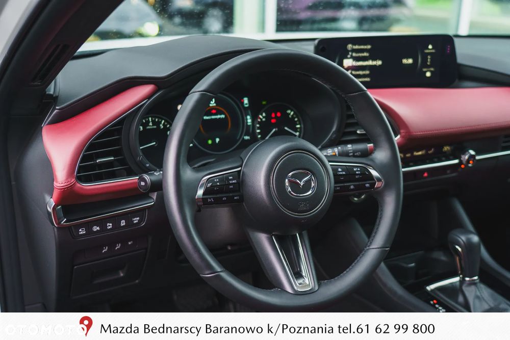 Mazda 3 2.0 mHEV Takumi - 32