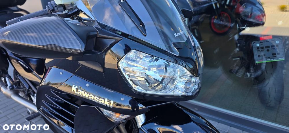 Kawasaki GTR - 8