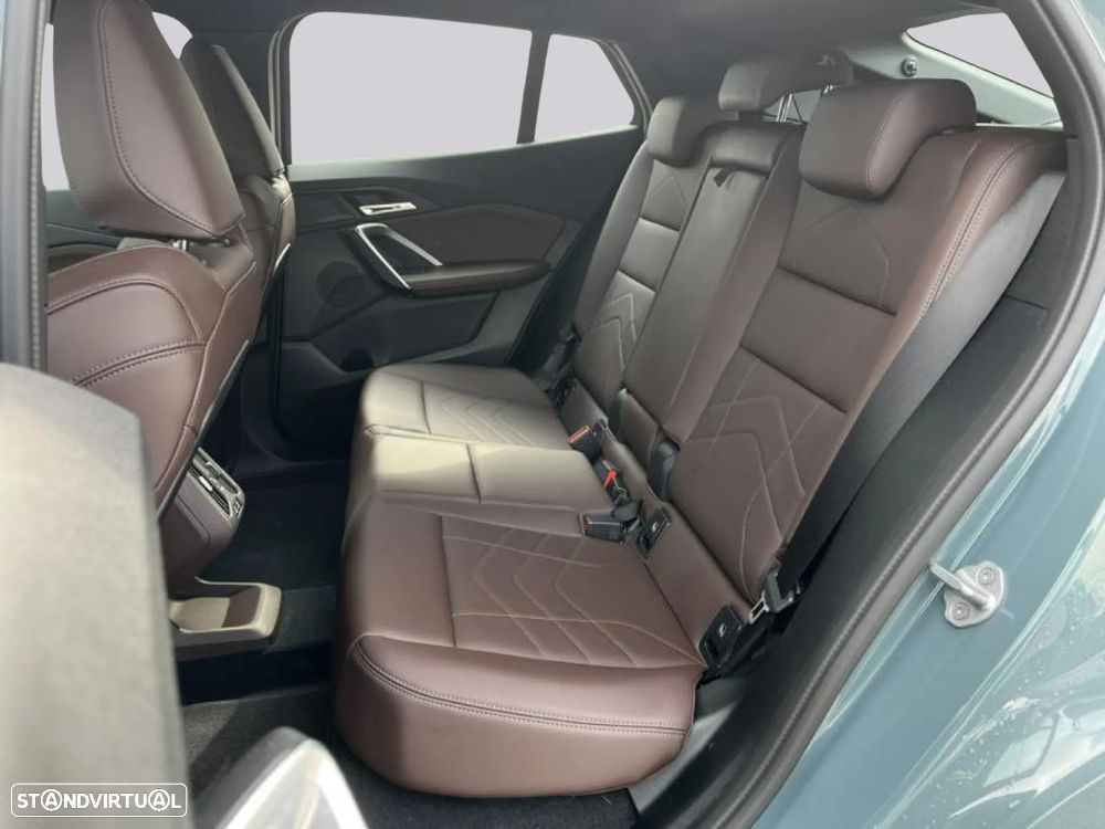 BMW iX2 xDrive30 Pack Desportivo M - 17