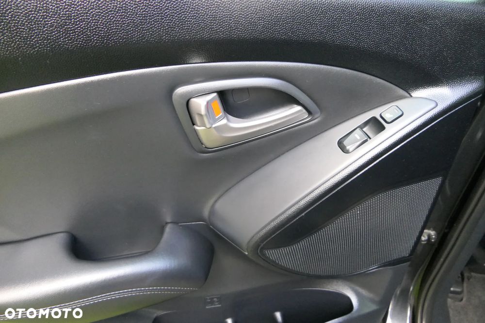 Hyundai ix35 2.0 Premium 2WD - 26