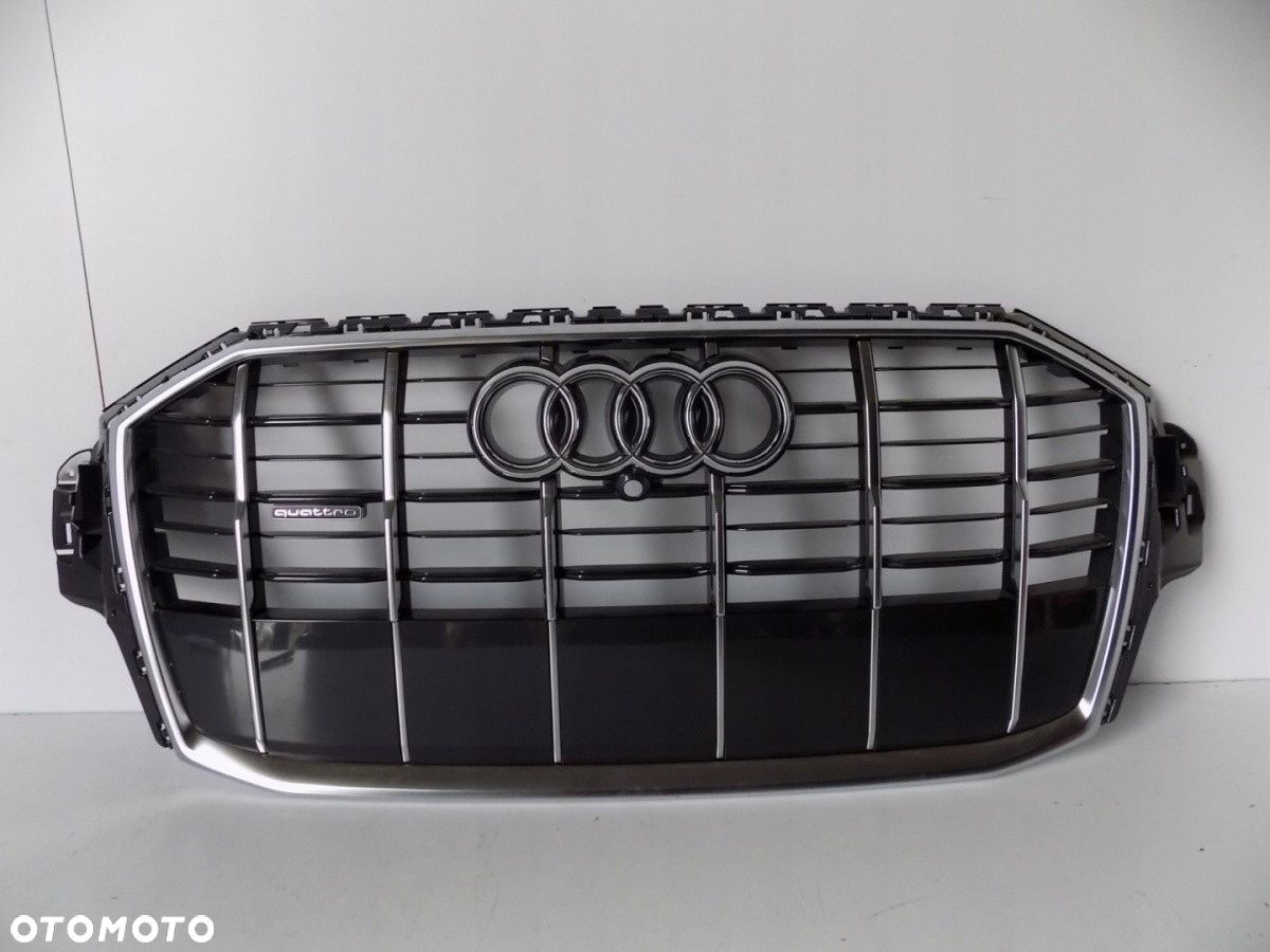 Audi Q7 4M Grill / Atrapa / Kamera - 10526 - 1