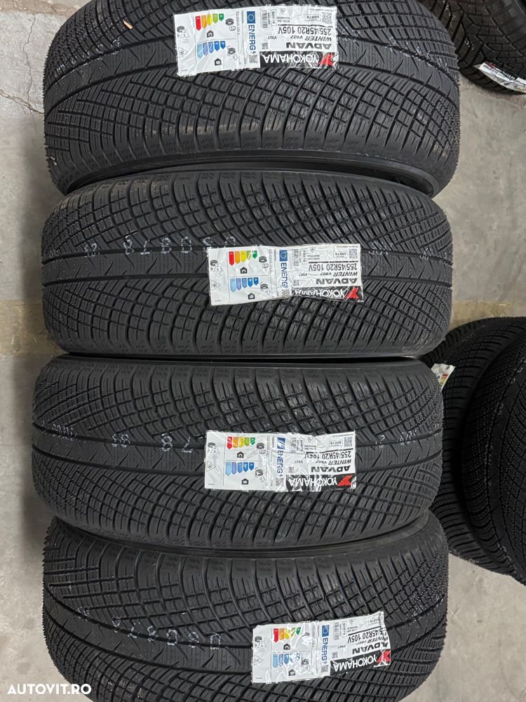 Vând 4 anvelope 255/45/20 Yokohama de iarnă noi - 1