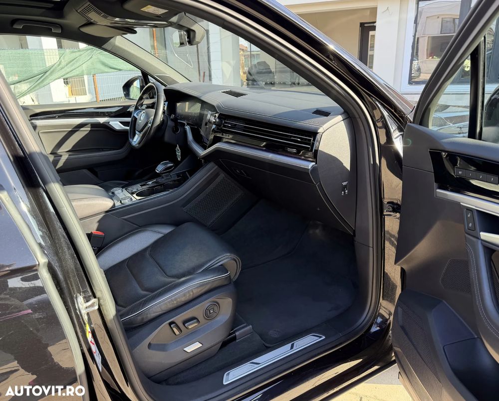 Volkswagen Touareg 3.0 V6 TDI 4Motion DPF Automatik Atmosphere - 16