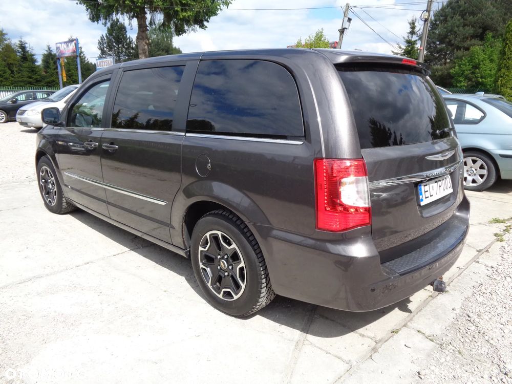 Chrysler Town & Country 3.6 Limited - 4
