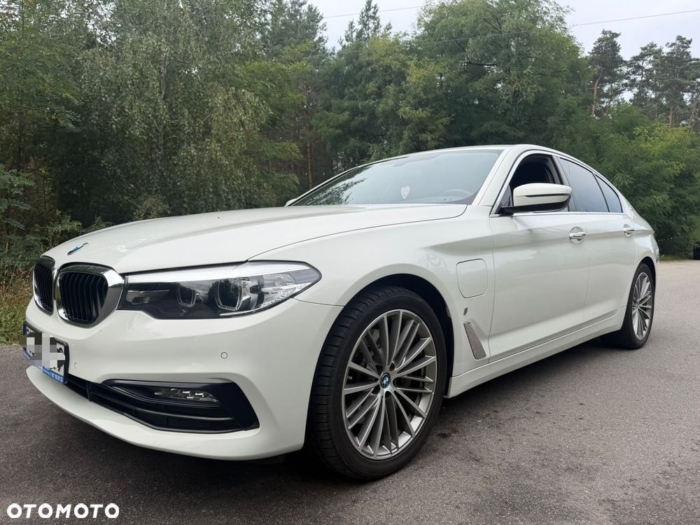 BMW Seria 5 530e iPerformance GPF Luxury Line - 1