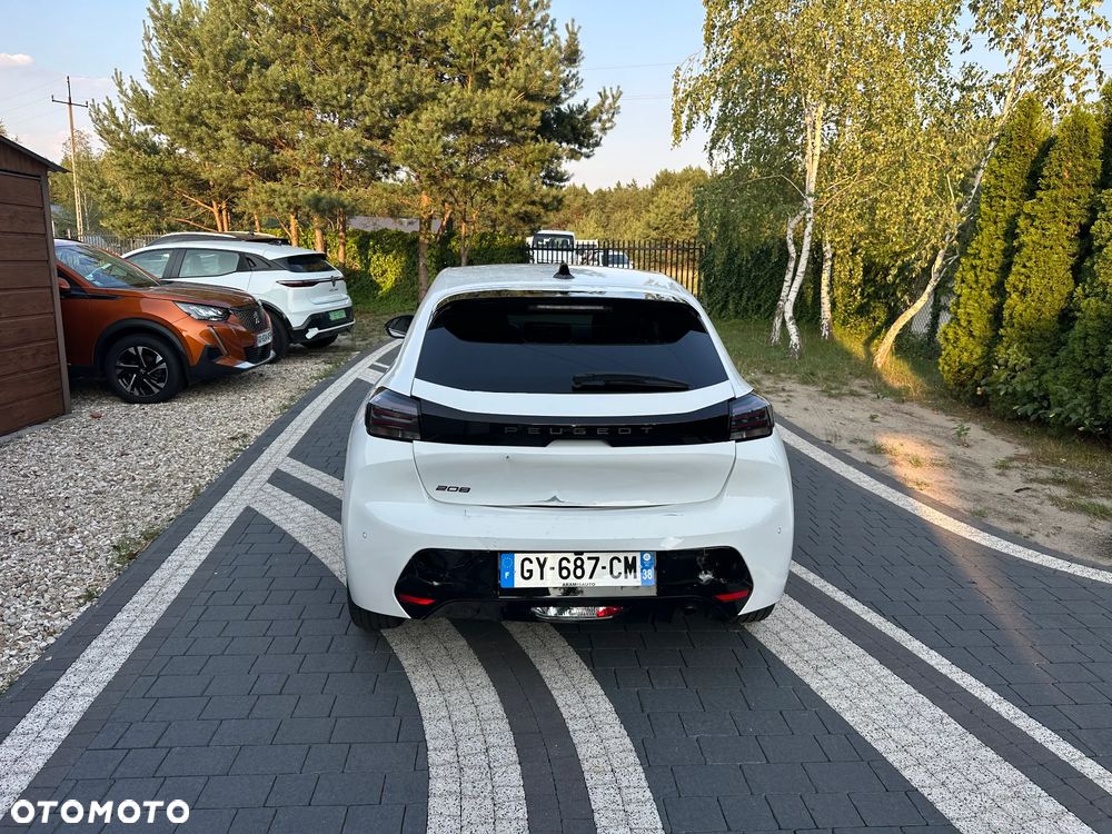Peugeot 208 1.2 T Allure S&S - 17