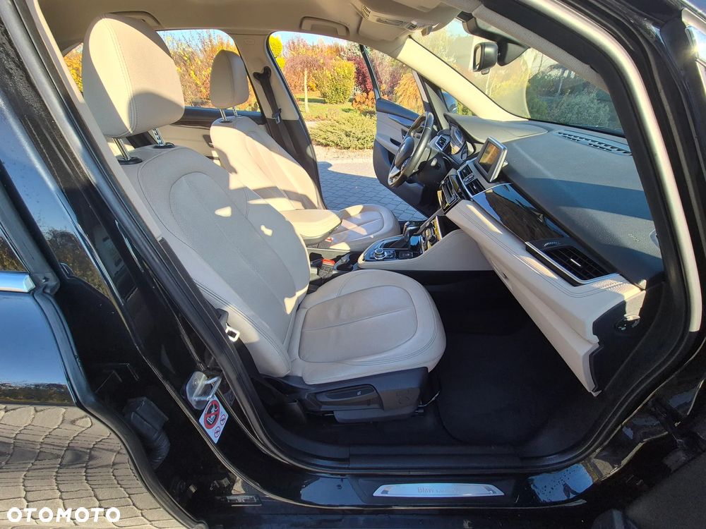 BMW Seria 2 218d Luxury Line - 12