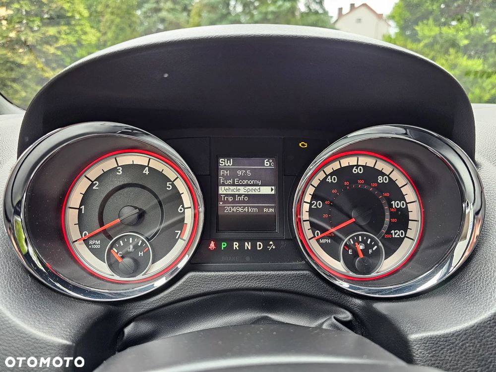 Dodge Grand Caravan 3.6 R/T - 19