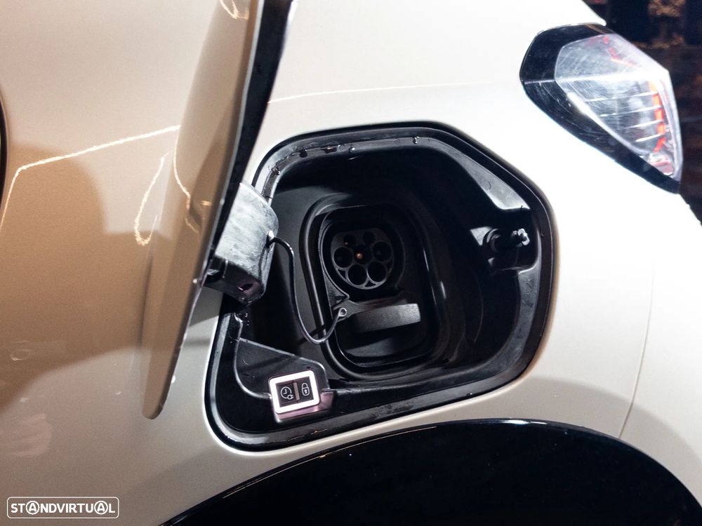 Peugeot e-208 50 kWh Allure Pack - 22