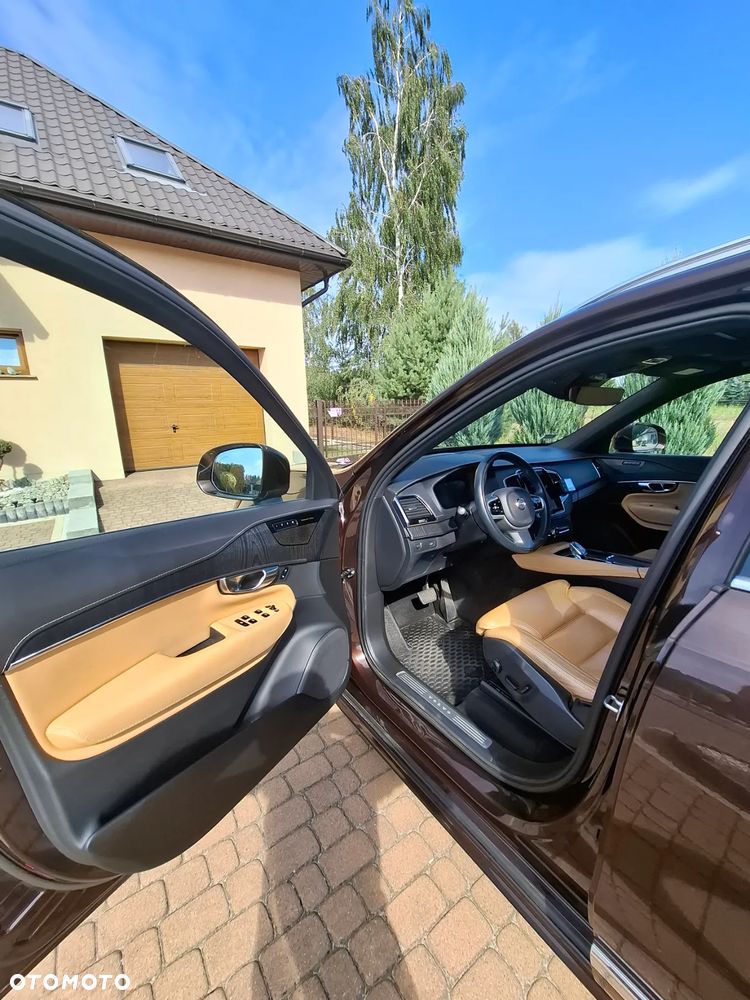 Volvo XC 90 - 16