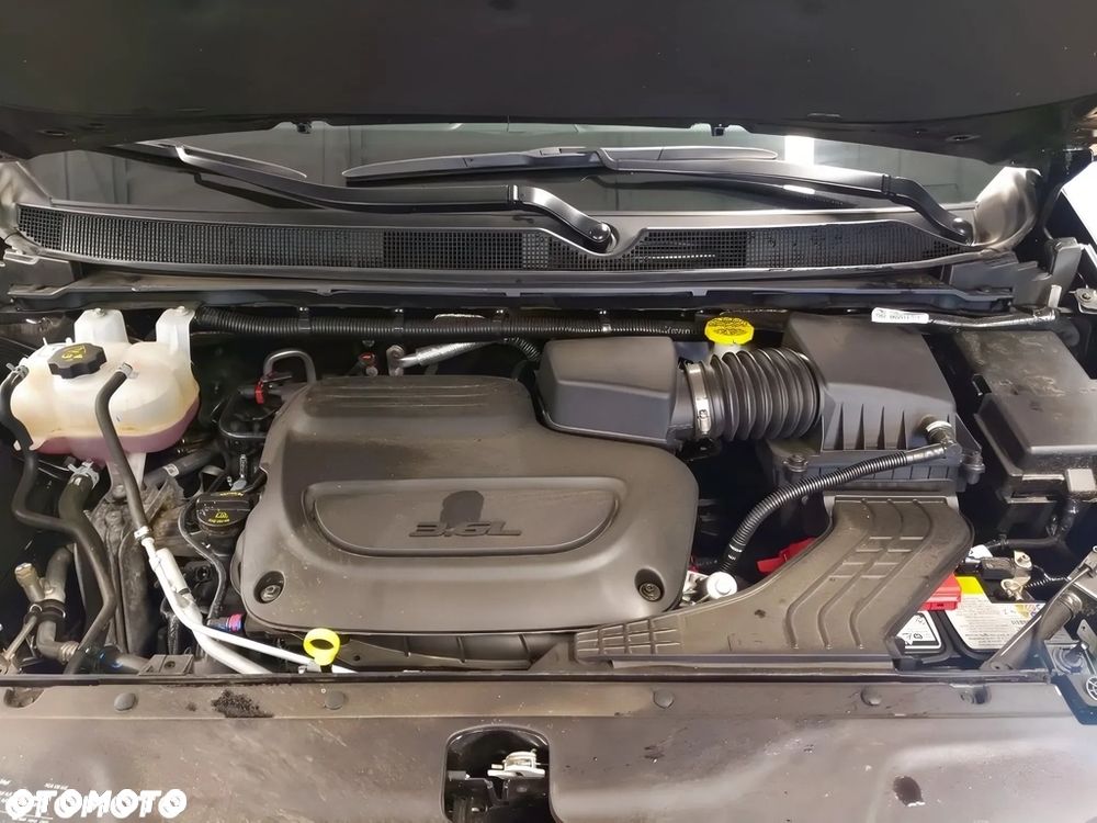 Chrysler Pacifica - 15