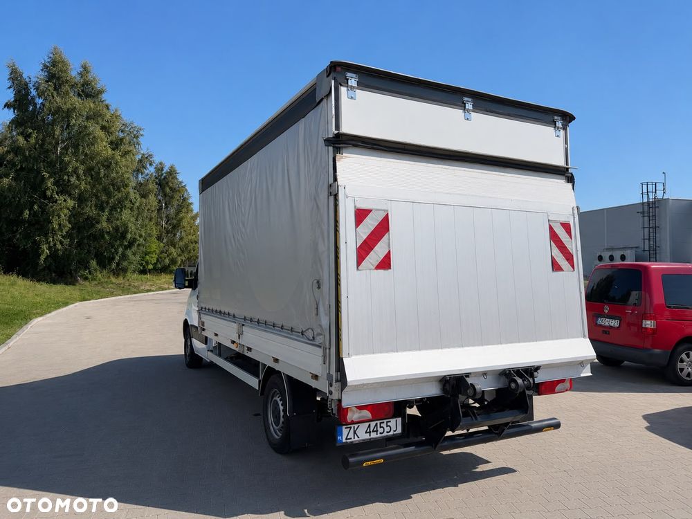 Mercedes-Benz 907 317CDI - 7