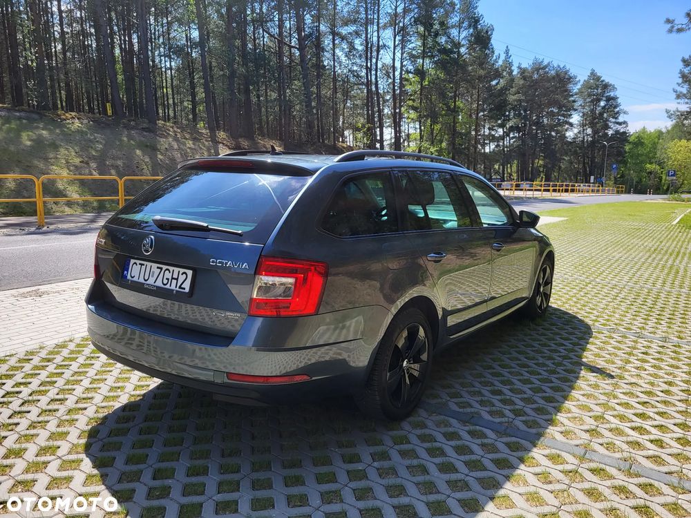 Skoda Octavia 1.6 TDI DSG Ambition - 8