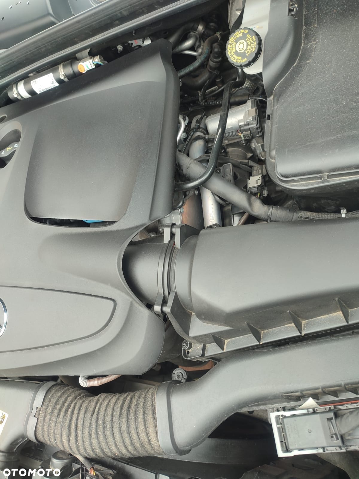 Mercedes-Benz GLA 200 7G-DCT - 12