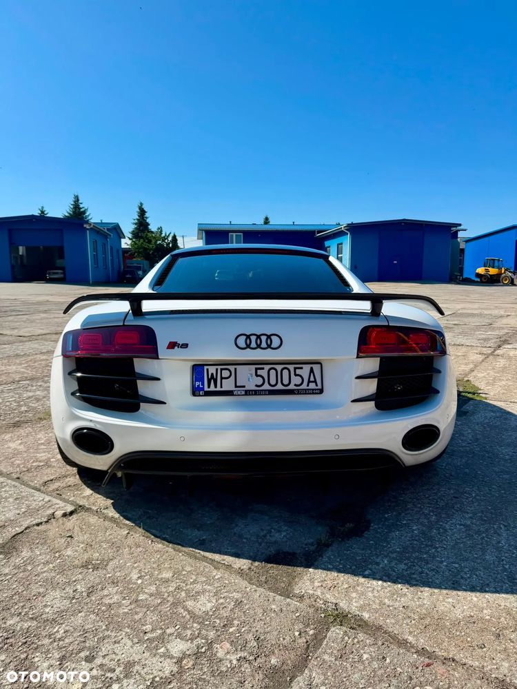 Audi R8 Coupé - 10