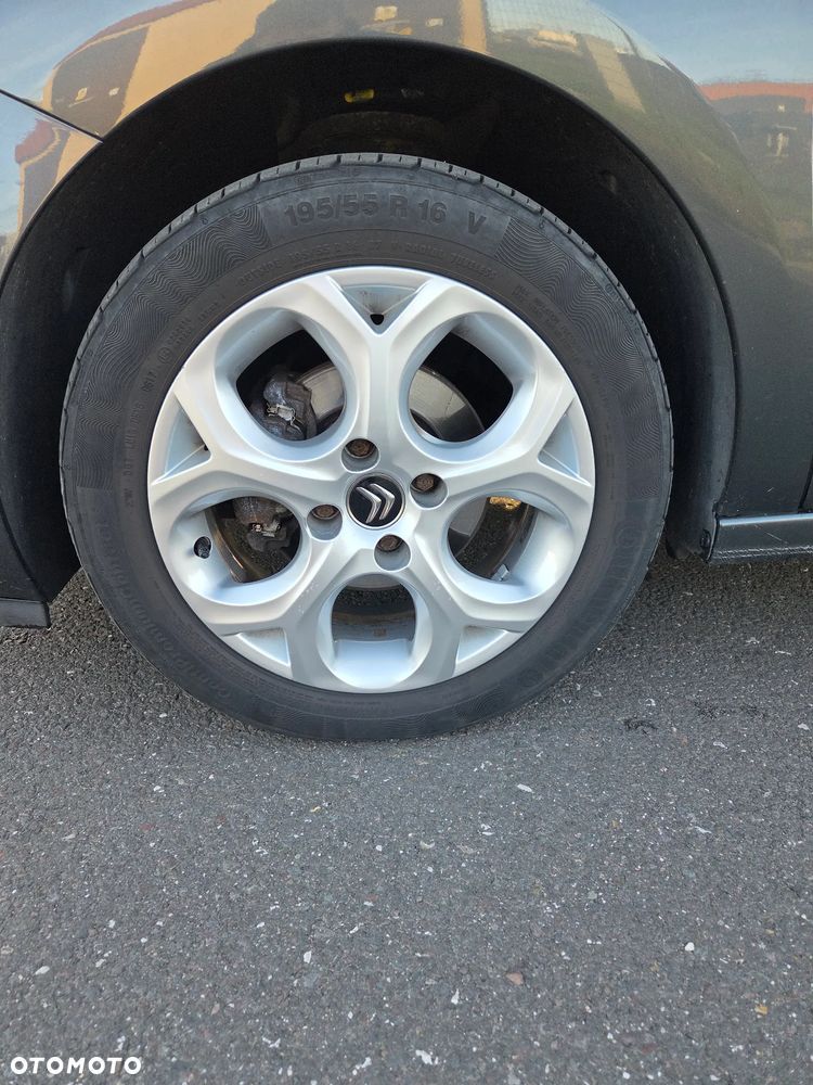 Citroën C3 Pure Tech (VTi) 82 Exclusive - 27