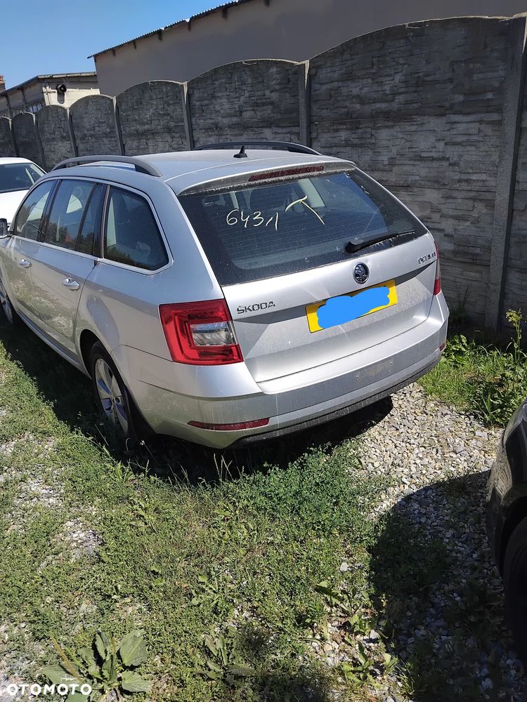 Maska zderzak błotnik drzwi Skoda octavia 3 Lift - 3