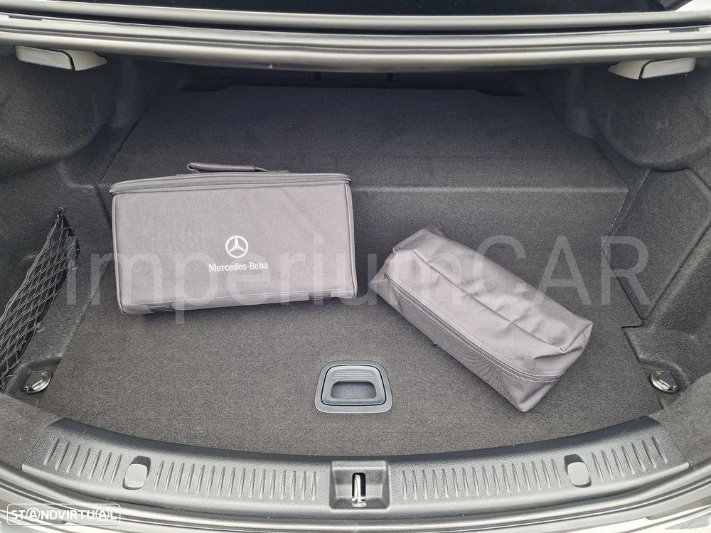 Mercedes-Benz E 300 de AMG Line 4Matic - 27