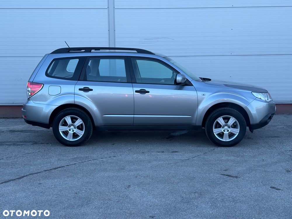 Subaru Forester 2.0X Trend - 7