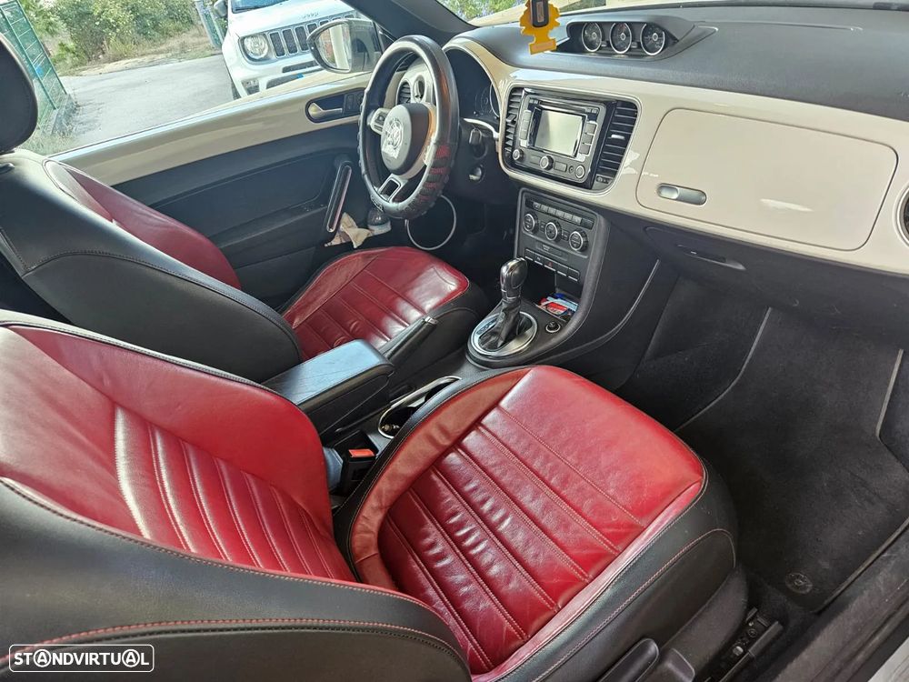 VW Carocha Cabrio - 9