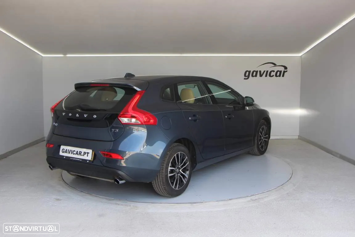 Volvo V40 1.5 T3 Sport Edition Plus Geartronic - 21